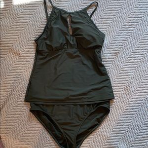 COPY - [Ellen Tracy] Olive Tankini • Keyhole Fron…